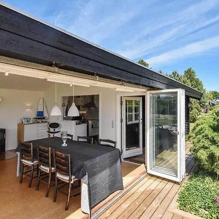 Two-bedroom In Casa de Férias *