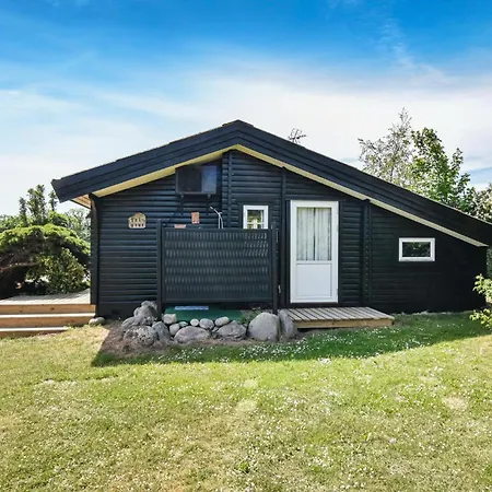 2 Bedroom Gorgeous In *