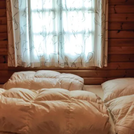 2 Bedroom Gorgeous In *